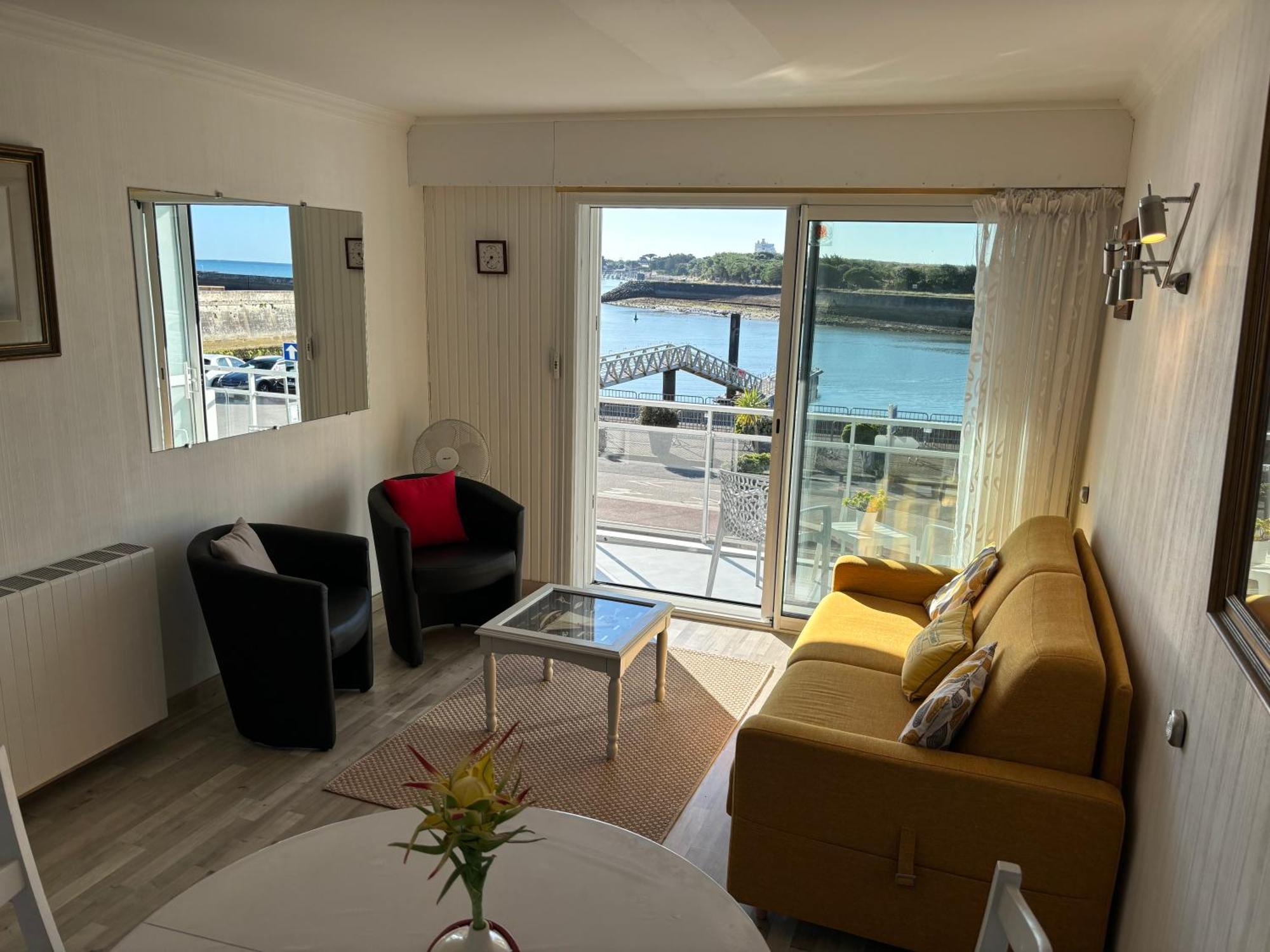 شقة Vue Panoramique Port Et Ocean سانت جيل كروا دي فيي المظهر الخارجي الصورة